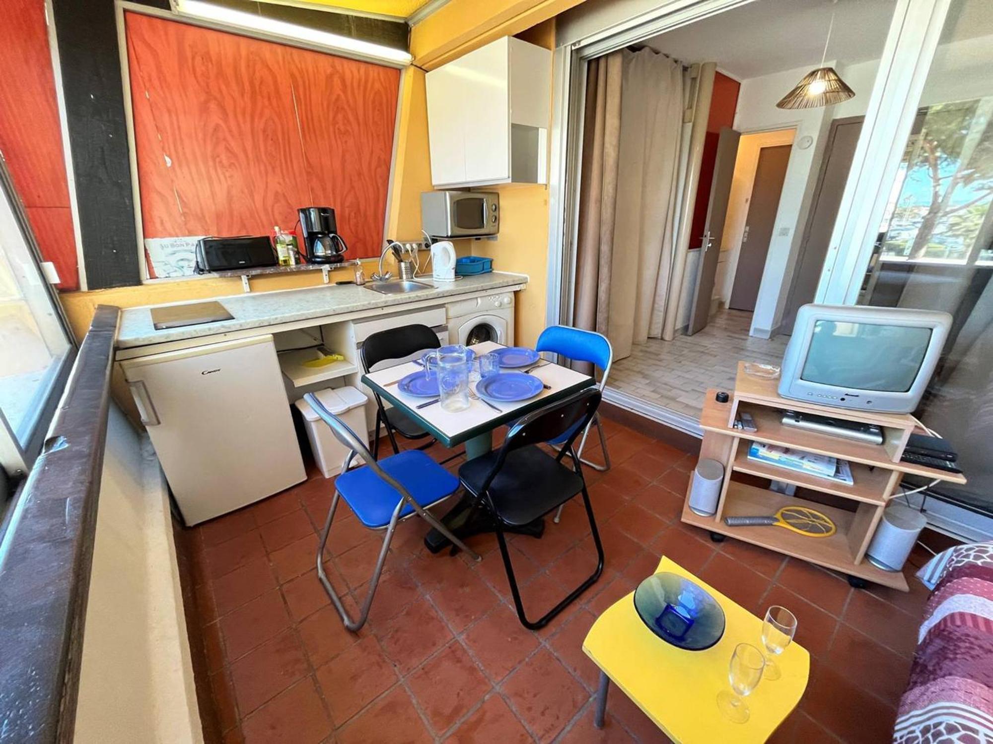 Studio Naturiste Avec Parking Au Cap D'Agde, Proche Plage - Fr-1-249A-15 Apartman Kültér fotó