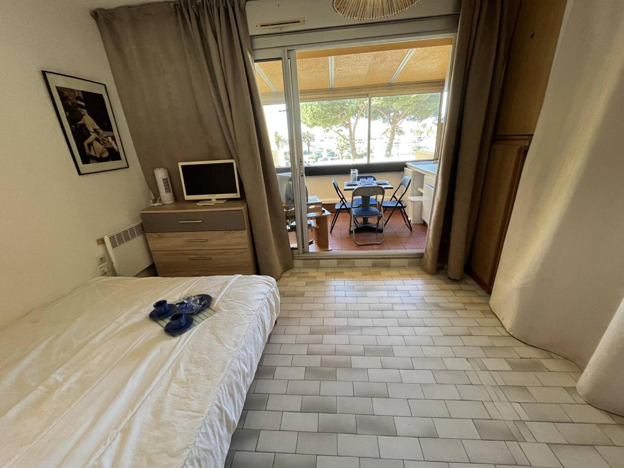 Studio Naturiste Avec Parking Au Cap D'Agde, Proche Plage - Fr-1-249A-15 Apartman Kültér fotó